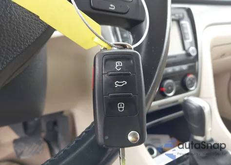 2015 Volkswagen Passat 2.0L Tdi Se z USA, uszkodzony, nr VIN 1VWBV7A30FC019177